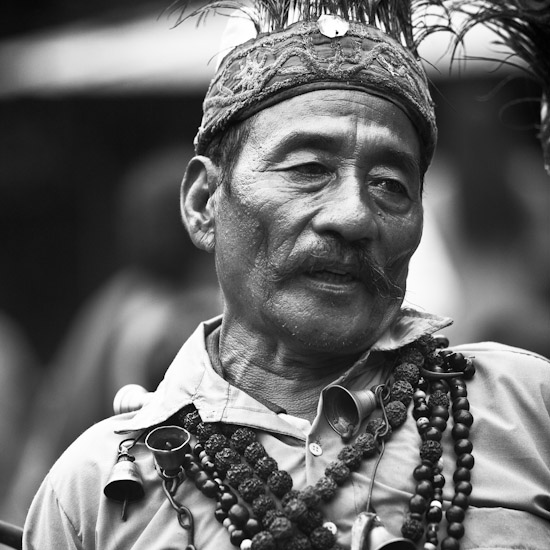 shaman at janaipurnima, nargakot